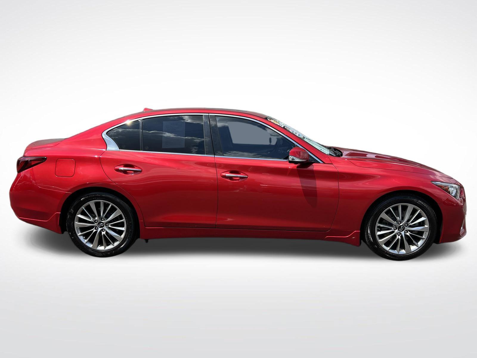 Used 2022 INFINITI Q50 Luxe w/ Cargo Package AWD/4WD image 11
