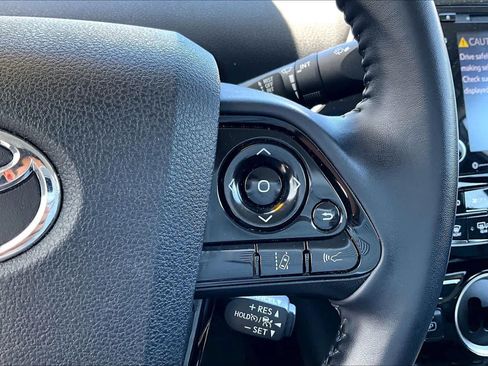 Used 2020 Toyota Prius Prime LE FWD image 24