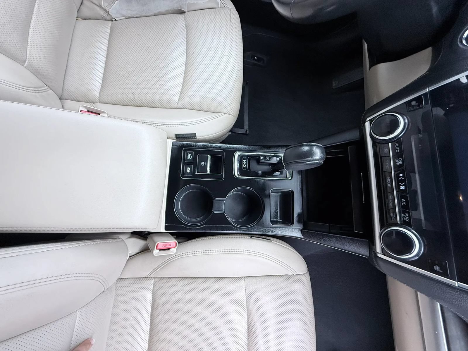 Used 2018 Subaru Outback 3.6R Limited AWD/4WD image 10