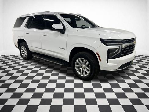 Certified 2025 Chevrolet Tahoe LT image 1