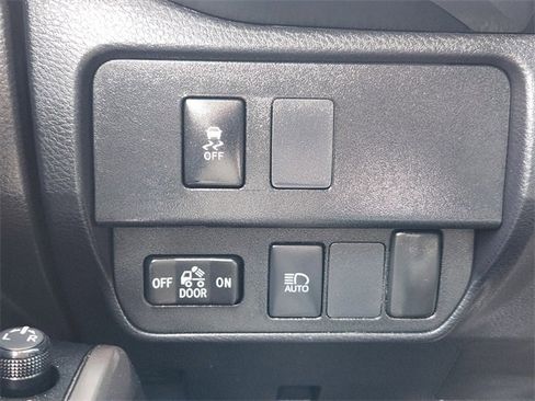 Used 2023 Toyota Tacoma SR5 w/ Technology Package image 22