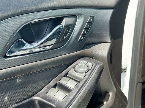 Used 2019 Chevrolet Traverse Premier w/ Redline Edition AWD/4WD image 18