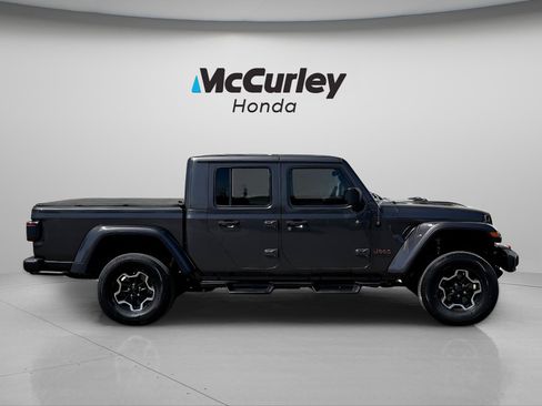 Used 2020 Jeep Gladiator Rubicon w/ Uconnect 4C Nav & Sound Group AWD/4WD image 2
