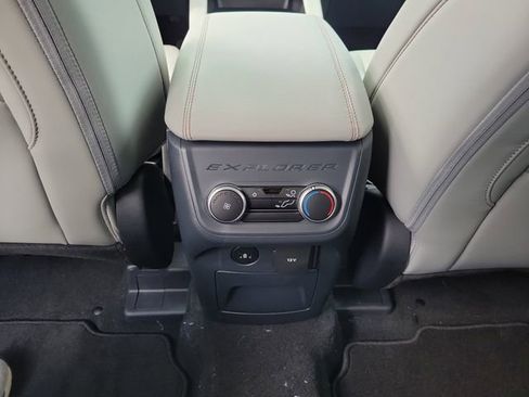 New 2026 Ford Explorer Active AWD/4WD image 12