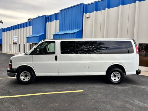 Used 2016 Chevrolet Express 3500 LT w/ LT Preferred Equipment Group image 4