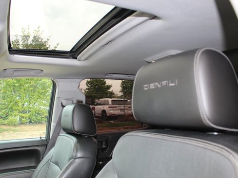 Used 2016 GMC Sierra 1500 Denali w/ Enhanced Driver Alert Package image 15