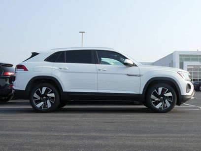 New 2025 Volkswagen Atlas Cross Sport SE
