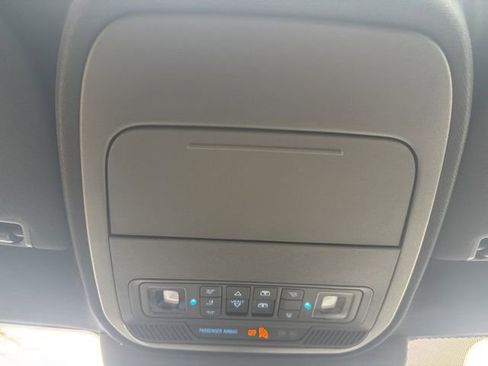 New 2025 Ford Expedition Tremor image 32