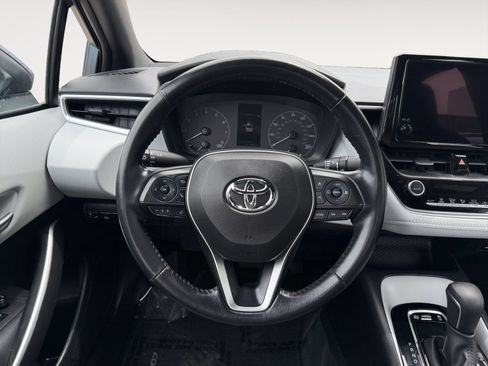 Used 2023 Toyota Corolla SE w/ Carpet Mat Package (TMS) FWD image 12