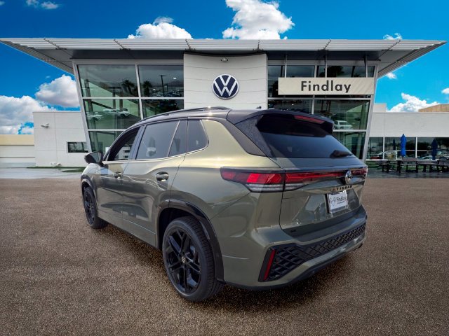 New 2026 Volkswagen Tiguan SE R-Line FWD image 3