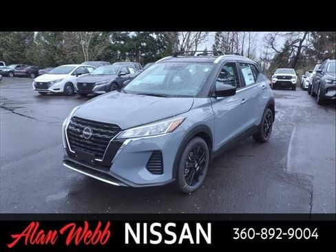 New 2024 Nissan Kicks SV w/ Exterior Package image 1