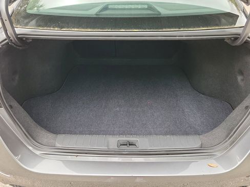 Used 2025 Nissan Sentra SV image 7