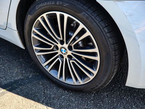 Used 2019 BMW 530i xDrive w/ Convenience Package image 44