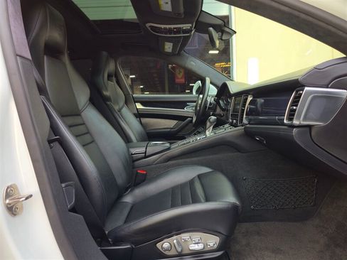 Used 2014 Porsche Panamera AWD/4WD image 22