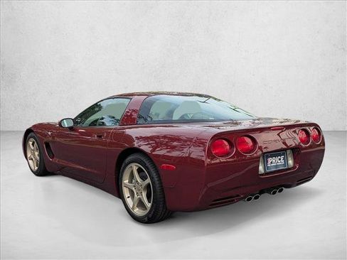 Used 2003 Chevrolet Corvette Coupe w/ Preferred Equipment Group RWD image 8