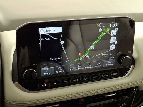 Used 2023 Nissan Rogue SL w/ SL Premium Package image 5