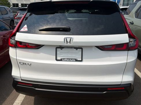 Used 2026 Honda CR-V EX-L image 9