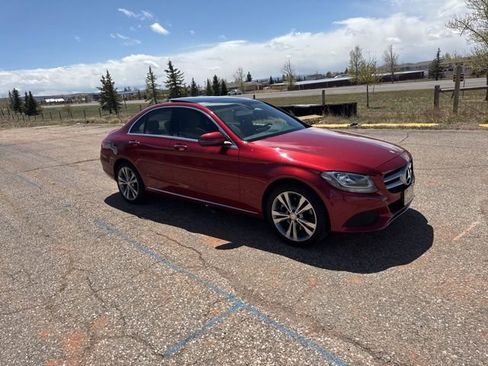 Used 2017 Mercedes-Benz C 300 4MATIC Sedan image 11