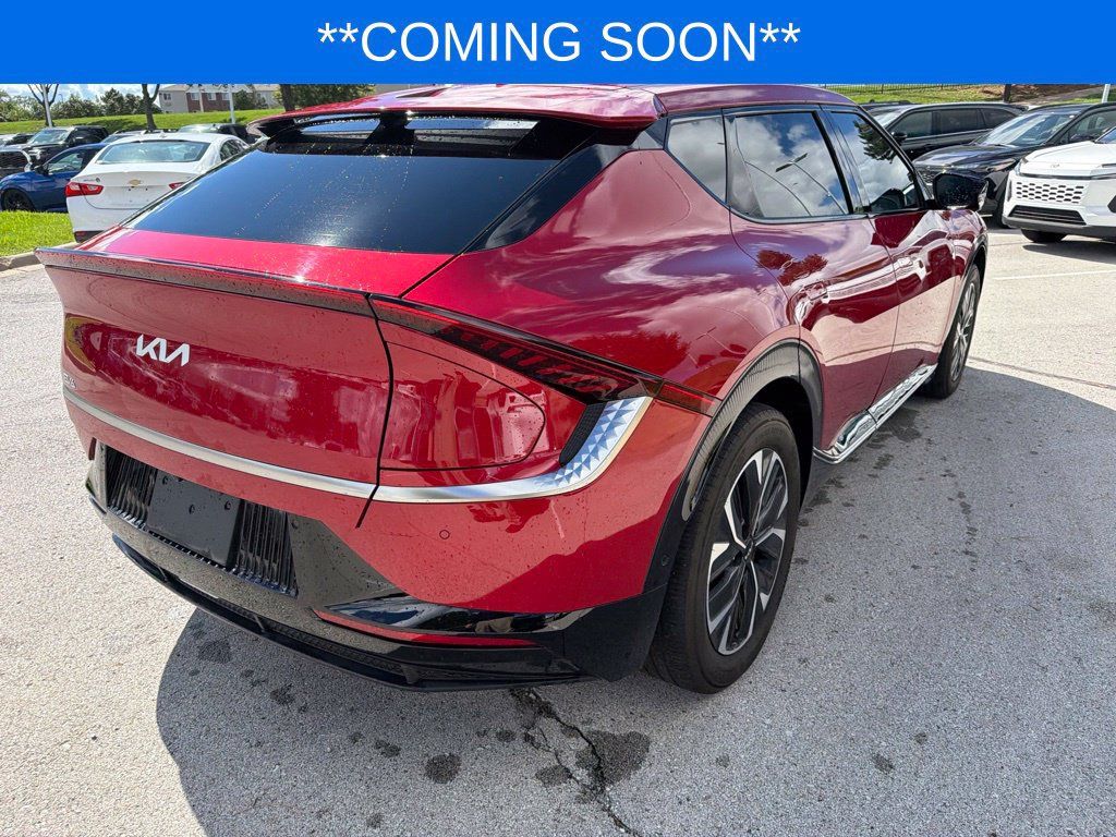 Used 2024 Kia EV6 Wind w/ Wind Technology Package AWD/4WD image 7