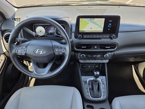 Used 2022 Hyundai Kona Limited FWD image 6