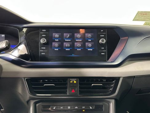 Used 2022 Volkswagen Taos SE image 26