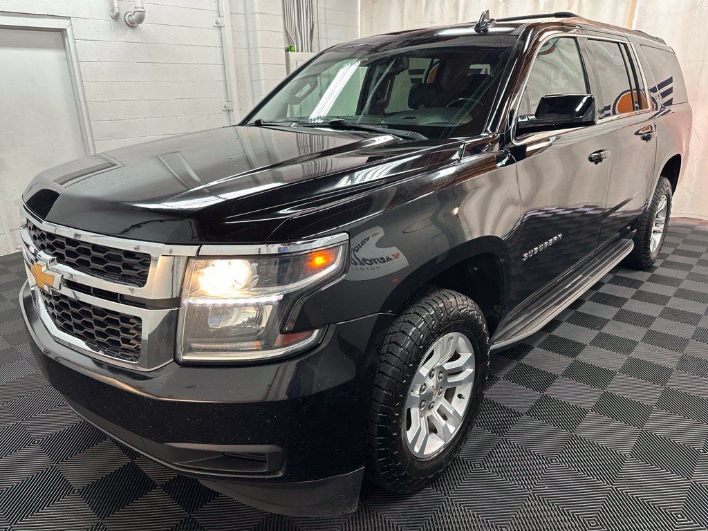 Used 2017 Chevrolet Suburban LT AWD/4WD image 4