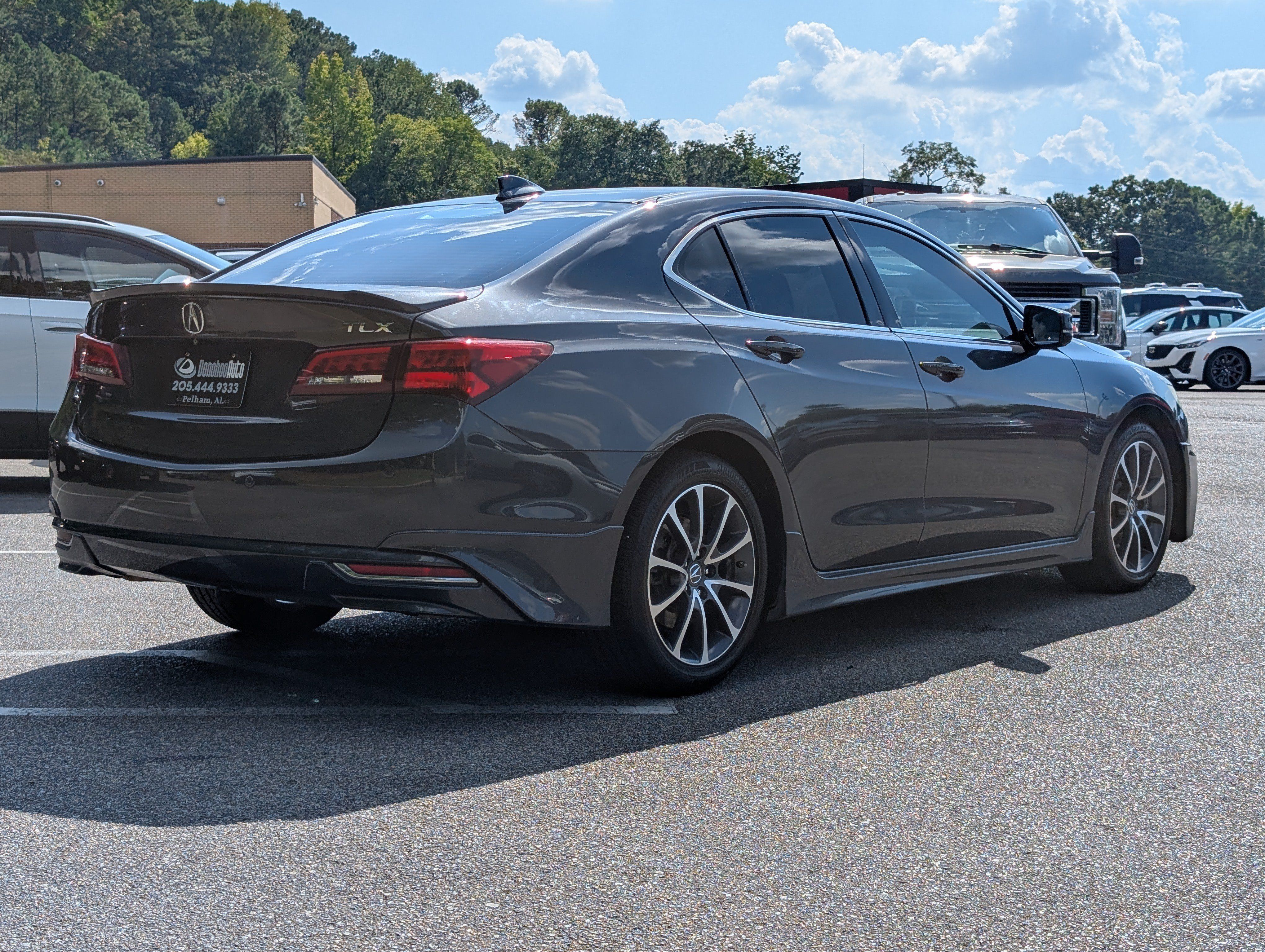 Used 2015 Acura TLX w/ Advance Package FWD image 9
