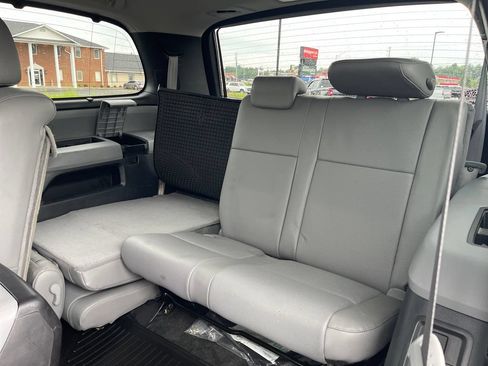 Used 2016 Toyota Sequoia Platinum AWD/4WD image 25