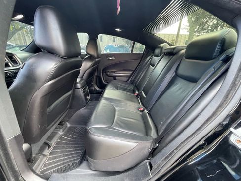 Used 2013 Dodge Charger SE RWD image 26