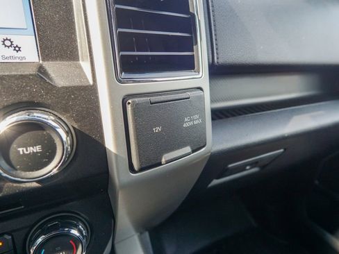 Used 2018 Ford F150 Lariat AWD/4WD image 35