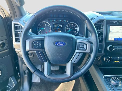 Used 2021 Ford Expedition XLT image 11