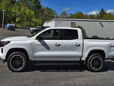 Used 2026 Chevrolet Colorado Z71 w/ Technology Package AWD/4WD image 4