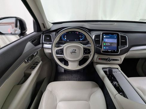 Used 2023 Volvo XC90 B5 Core w/ Protection Package Premier AWD/4WD image 2