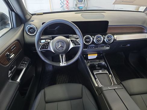 New 2026 Mercedes-Benz GLB 250 GLB 250 image 17