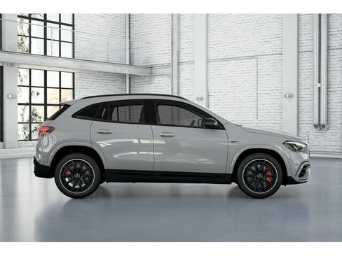 New 2026 Mercedes-Benz GLA 35 AMG 4MATIC image 3