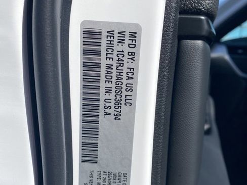 New 2025 Jeep Grand Cherokee Altitude image 47