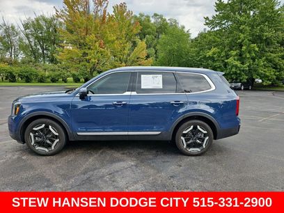 Used 2023 Kia Telluride S