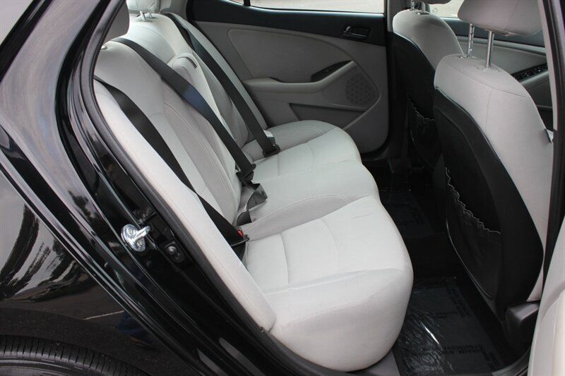Used 2013 Kia Optima LX FWD image 15