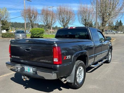 Used 2004 Chevrolet Silverado 1500 w/ Z71 Convenience Package 2 image 6