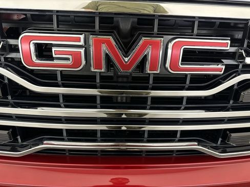 Used 2026 GMC Sierra 1500 SLT w/ SLT Premium Package AWD/4WD image 32