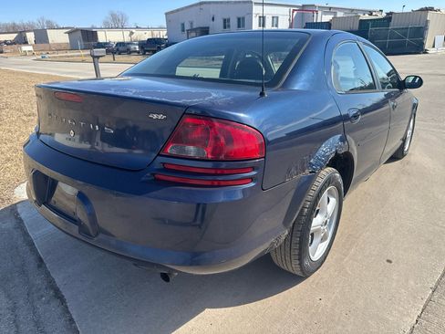 Used 2006 Dodge Stratus SXT image 5