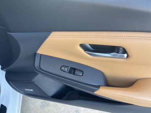 Used 2024 Nissan Sentra SV w/ SV Premium Package image 22