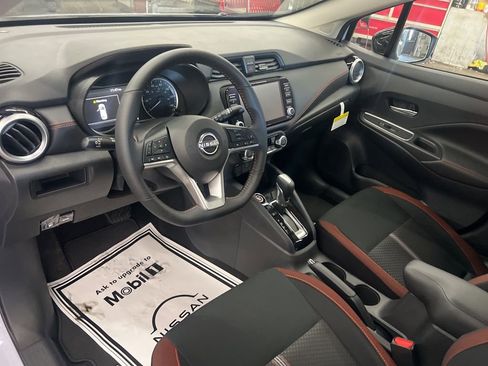 New 2025 Nissan Versa SR image 26