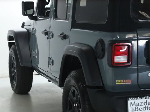 Used 2024 Jeep Wrangler Unlimited Sport AWD/4WD image 41