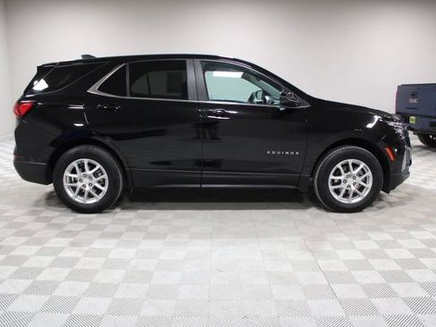 Used 2024 Chevrolet Equinox LT image 11
