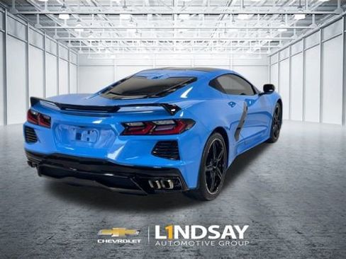 Used 2021 Chevrolet Corvette Stingray Premium Cpe w/ Z51 Performance Package image 9