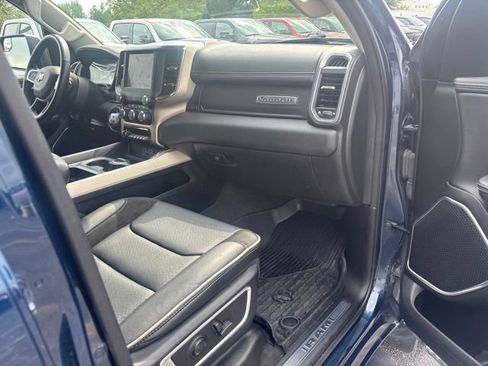 Used 2022 RAM 1500 Laramie AWD/4WD image 22