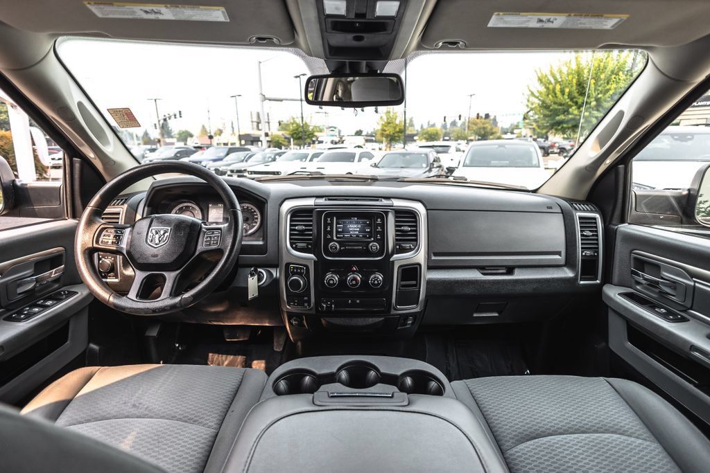 Used 2016 RAM 1500 Classic SLT AWD/4WD image 22