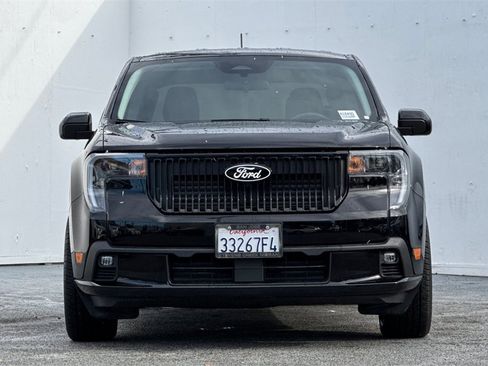 Used 2025 Ford Maverick Lobo image 9