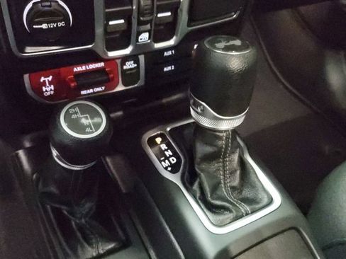 Used 2026 Jeep Wrangler Unlimited Sport AWD/4WD image 25